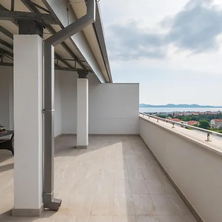 Zara Sunset Apartment Exterior photo