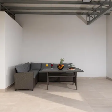 Zara Sunset Apartment Exterior photo